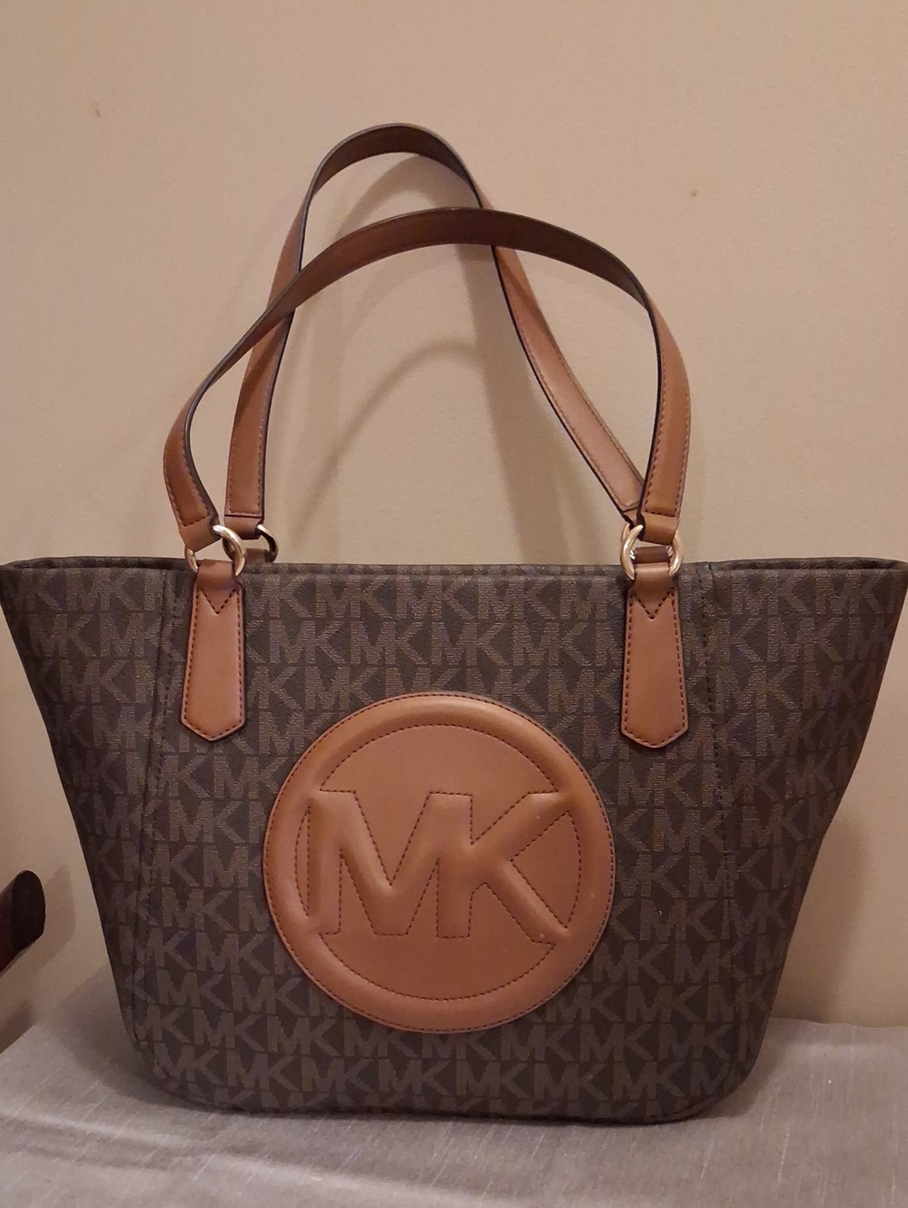 Michael Kors Brown Monogram Tote.canvas And Leather Trim 18w 11.5h.